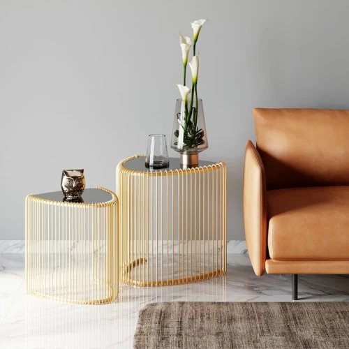 Side Table Wire Triangle Gold - 86421