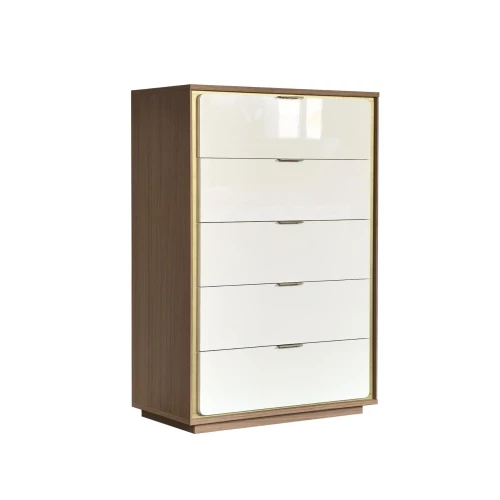 Alternative view of Chest - K07